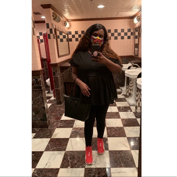 🎀 Meet your posher, Ayan 🎀 - Picture 4 of 10